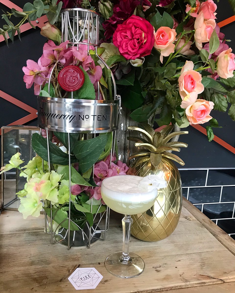 FREE COCKTAILS 🍹In celebration of #InternationalWomenDay we are giving away complimentary cocktails between 2-5pm today🙋‍♀️ T&amp;Cs apply #free