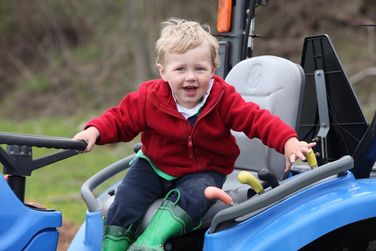 ArrowheadSpring's tweet image. 175 acres of farmland per hour are lost to development. Cambria NY town officials are proposing restrictive regulations that will affect farms. They may disappear from town landscape along with the scenery they provide. Support small farms at the town board meeting 3/14 at 7PM.