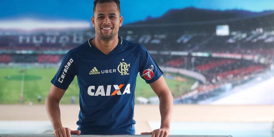 auto_tempo's tweet photo. O que a torcida pode esperar de Geuvânio, novo reforço do Galo #SuperFC #Atletico #Reforco #Geuvanio #Galo 
https://t.co/0GPntHVu4Q https://t.co/TNxhgQ7N6q