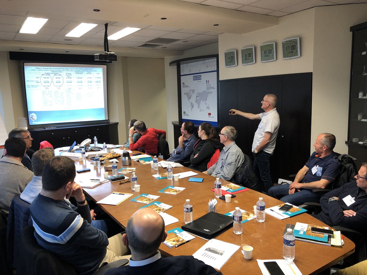 La rédaction de <a href="/LeBoisInter/">BOIS INTERNATIONAL</a> aux côtés des membres de l’Observatoire du métier de la scierie pour la journée de mise en commun des travaux sur « la scierie 2025 » #forêt #bois #scierie