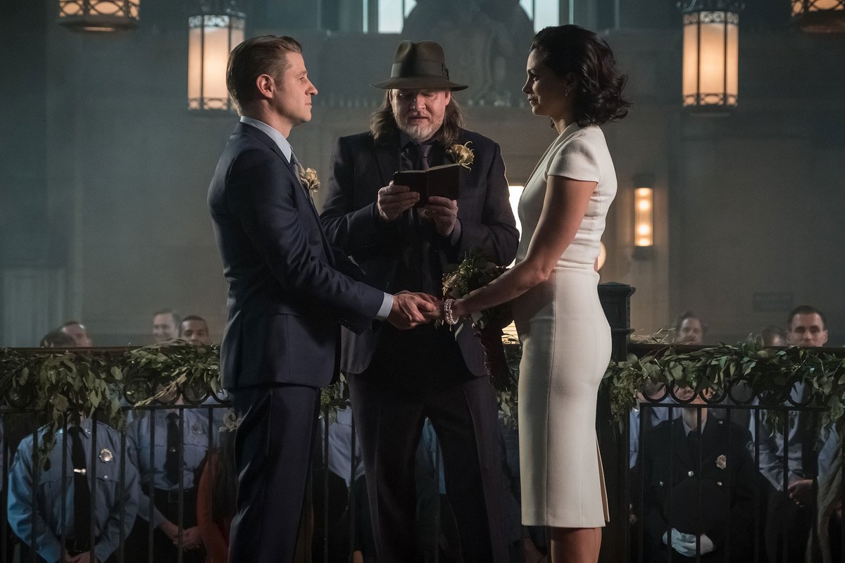 касл свадьба. влюбленные гленио бондер. бессмертная возлюбленная книга. кейт беккет и ричард касл свадьба. мужчина и женщина нежность.