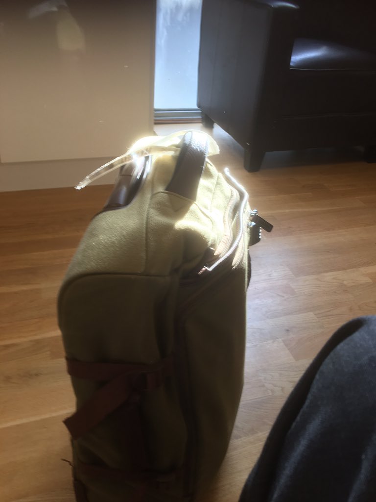 aurigny hand luggage size