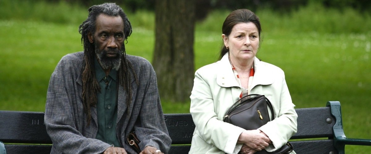 InstitutLumiere's tweet photo. Festival 24-Justice et cinéma @InstitutLumiere : ma 12/03 à 16h30, Rachid Bouchareb (Indigènes) présentera London River, porté par Brenda Blethyn révélée dans Secrets et mensonges de Mike Leigh, et Sotigui Kouyaté, prix d'interprétation à Berlin pour ce rôle. https://t.co/r7BD7C76FD