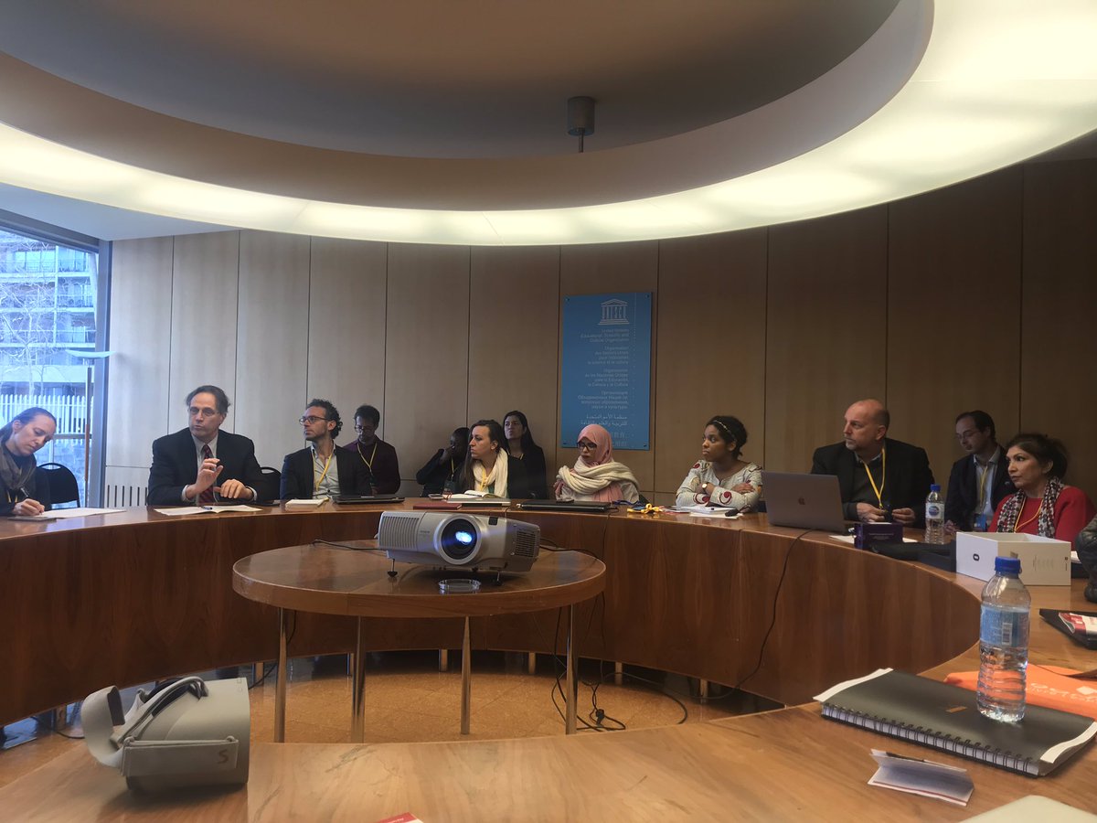 MassaMufti's tweet photo. Brilliant discussion on using #AI to support teachers and teacher development by #InternationalTaskForceOnTeachers #Education2030 at #unesco4ai #HumanAI https://t.co/4GewLLEFH6
