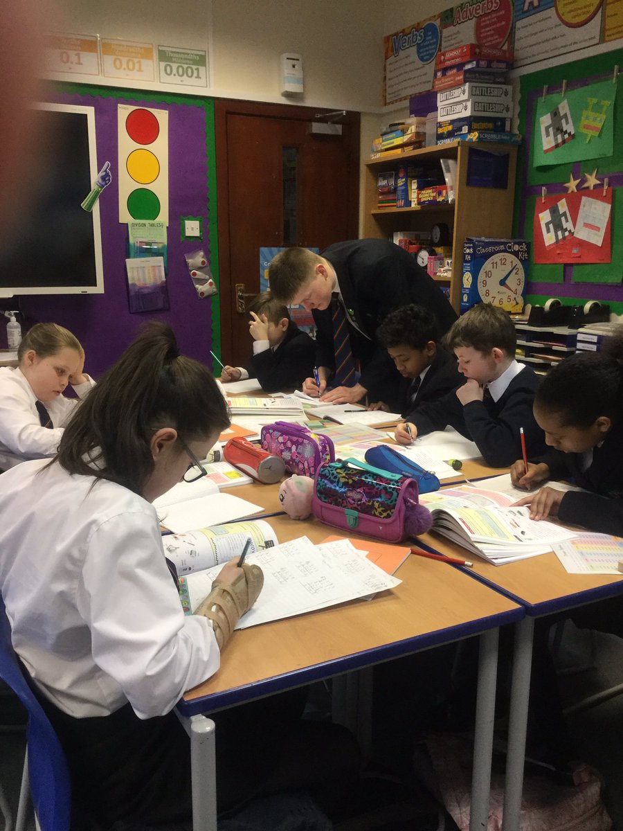 qvsprimary7's tweet photo. Fabulous assistance from Steven this morning in maths 📐✏️thank you Steven. https://t.co/YnDW4HvJHd