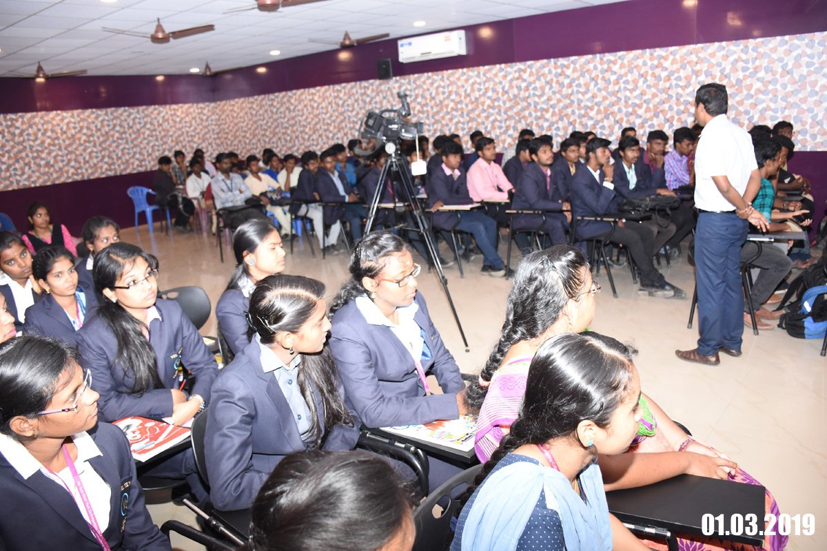 veltechmt's tweet photo. Guest Lecture was organised by the Department of EEE on the topic "Power Conversion Techniques for Wind Energy Conversion System" on 01.03.19 https://t.co/5y7jErlpPk