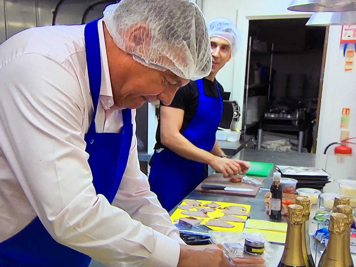 Onuga4's tweet photo. Fab looking Onuga and smoked salmon blinis made by #SamAllardyce and #russellkane on last night's #CelebrityApprentice. Well done boys! Can't wait for the final. #ComicRelief #onuga #caviar #nibbles #sainsburys #fauxcaviar #canapes #partyfood 😀 https://t.co/1FBVBubDAH