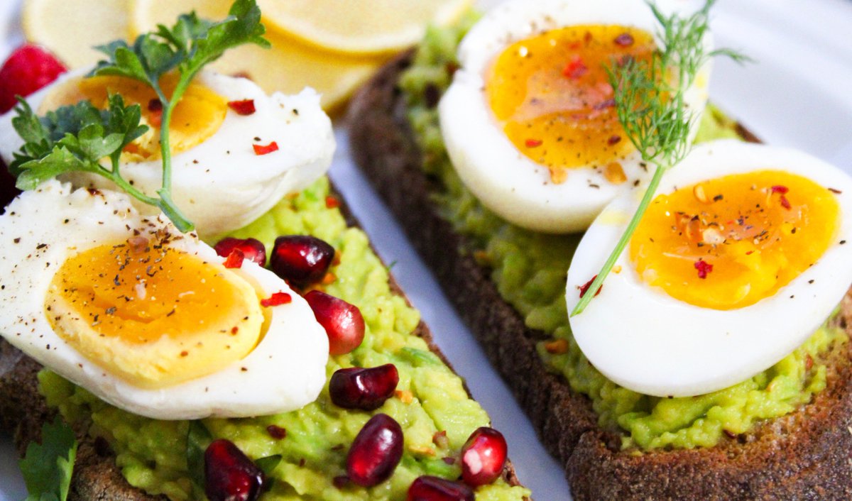 hub_protein's tweet photo. #eggs #proteine #proteinsnack #proteinlunch #proteinbreakfast #healtylifestyle #healthyfood #healthyeating #healtychoices #healty #healtydiet #diet #bodybuildingmotivation #bodybuildingdiet #bodybuildinglifestyle #bodybuildingfood #fitnessdiet  - https://t.co/R5dXlF4kVF https://t.co/yG4a4yzEXF