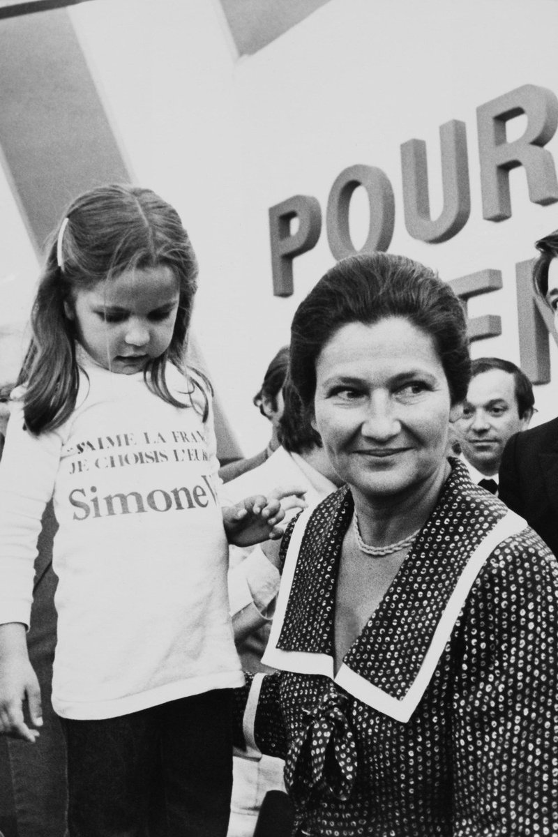 10 Citations Inspirantes De Simone Veil Journeedelafemme Vogue Fr Scoopnest