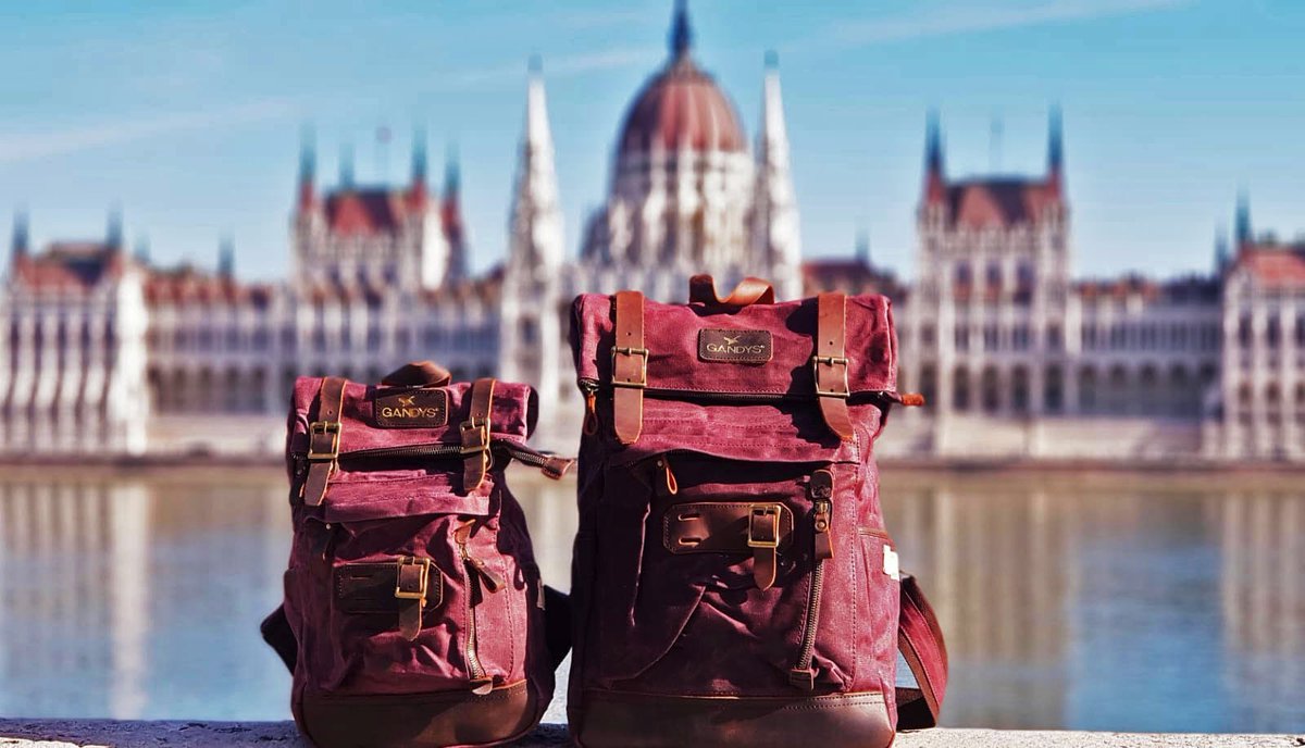 GandysLondon's tweet photo. Everything comes better in pairs ☀️🌍💚
.
.
.
.
.
.
.
#gandys #gandyslondon #travelwithgandys #dontjustexist #Budapest #hungary #pair #backpack #babybackpack #instatravel #instafashion #tgif https://t.co/rpxEueoVr1