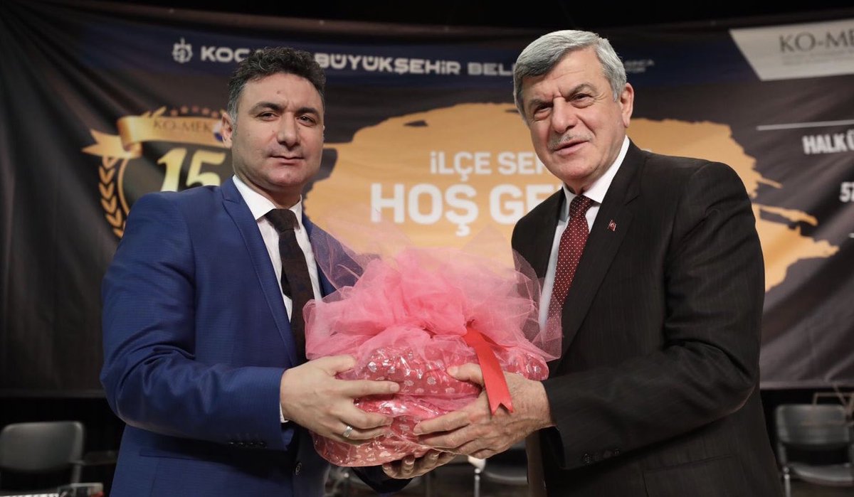 KocaeliBaskani's tweet photo. Bugün Darıca’mızı renklere boyayan yöresel zenginliğimizi kentimize taşıyan KO-MEK kursiyerlerimize ve onların meslekî eğitimini sağlayan usta öğreticilerimize teşekkürlerimi sunuyorum.
 
İlçe Sergimiz hayırlı - uğurlu olsun… https://t.co/d6f6MUt1h0