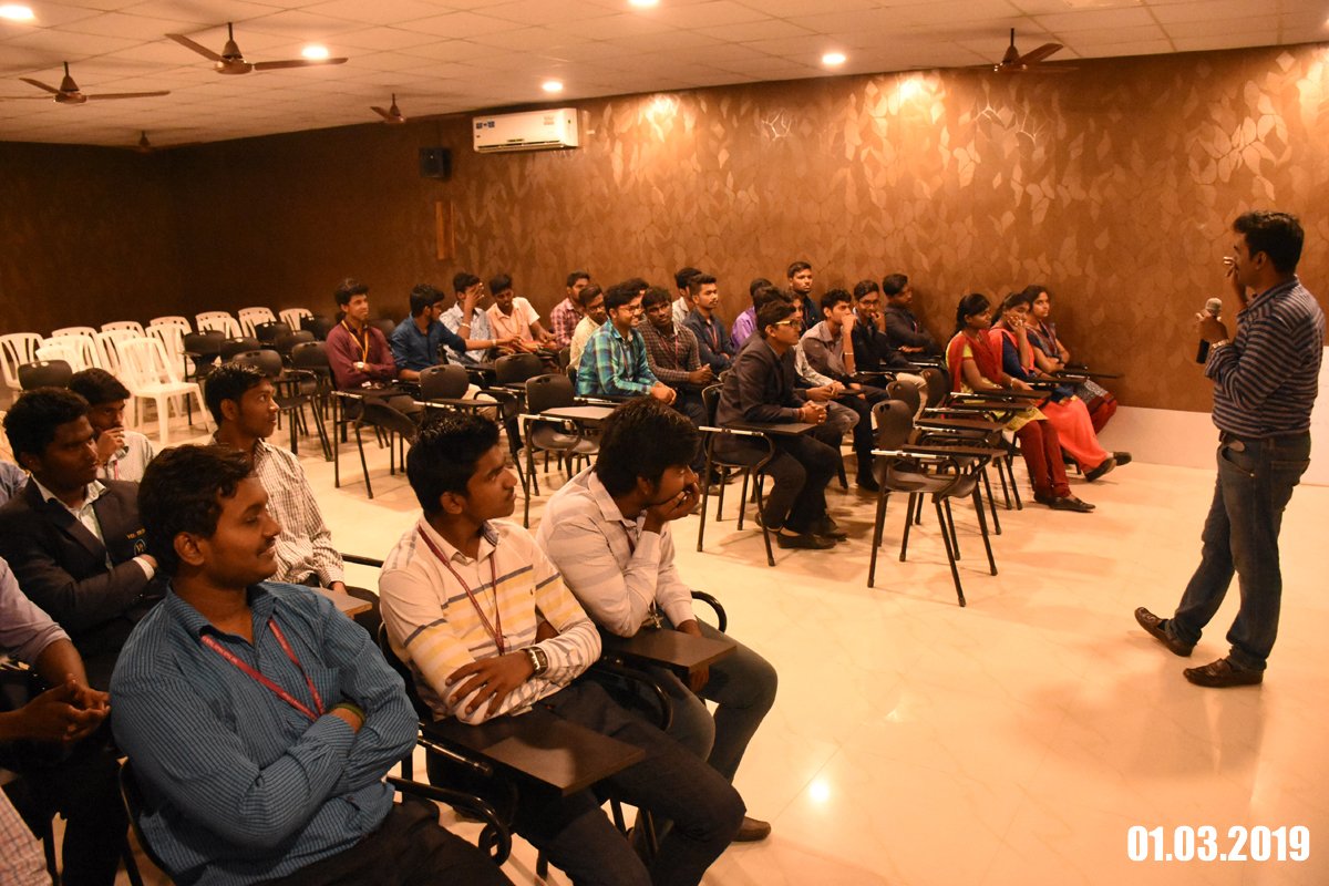 veltechmt's tweet photo. GL was organised by the Department of Mechanical Engineering on "Essentials of Entrepreneurial Traits" on 01.03.19 https://t.co/2OTeav5yPH