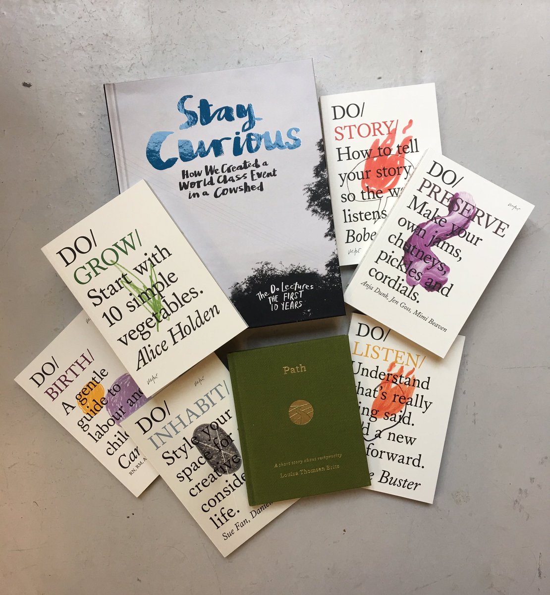 DoBookCo's tweet image. Hat tip to all our female authors today: @AliceBHolden, Caroline Flint, @L_Thomsen_Brits, Sue Fan, Danielle Quigley, @bobettebuster, Anja Dunk, @gossifer, @MadeInGhent and @clarehieatt #InternationalWomensDay