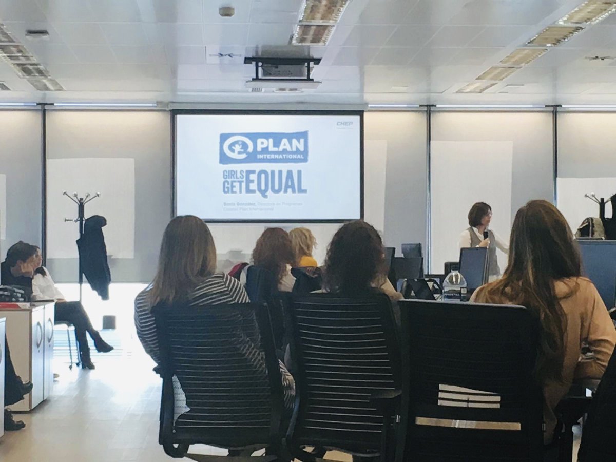 CHEPcareers's tweet photo. We have the great honor of having Sonia González, Director of local programs at @PlanInt_ES in our offices to explain how the #girlsgetequal program is making a difference in Spain. Get involved in #InternationalWomansDay 🤩#8marzo #felizdiadelamujer #balanceforBetter https://t.co/djyj7wOTRm