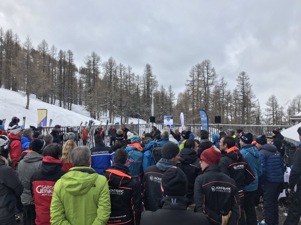 #live Inauguration du Tabé et de l espace débutant sur le domaine des Grands Montets dans la vallée de Chamonix par <a href="/MONTBLANC_NR/">MONTBLANC_NR</a>  #chamonix 
<a href="/SavoieMontBlanc/">Savoie Mont Blanc</a> @cecileb_cham