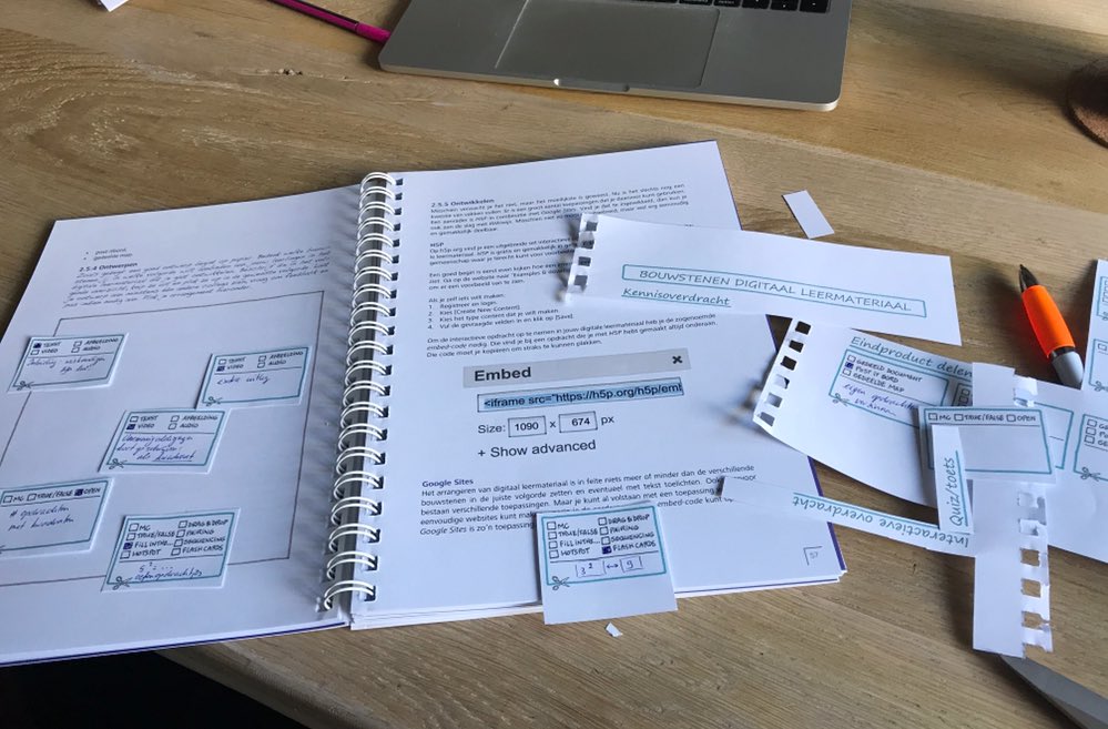 Wat is het eerste dat je doet als je nieuwe boek wordt bezorgd? Er een bladzijde uitscheuren natuurlijk! #KleppenOpen #doeboek