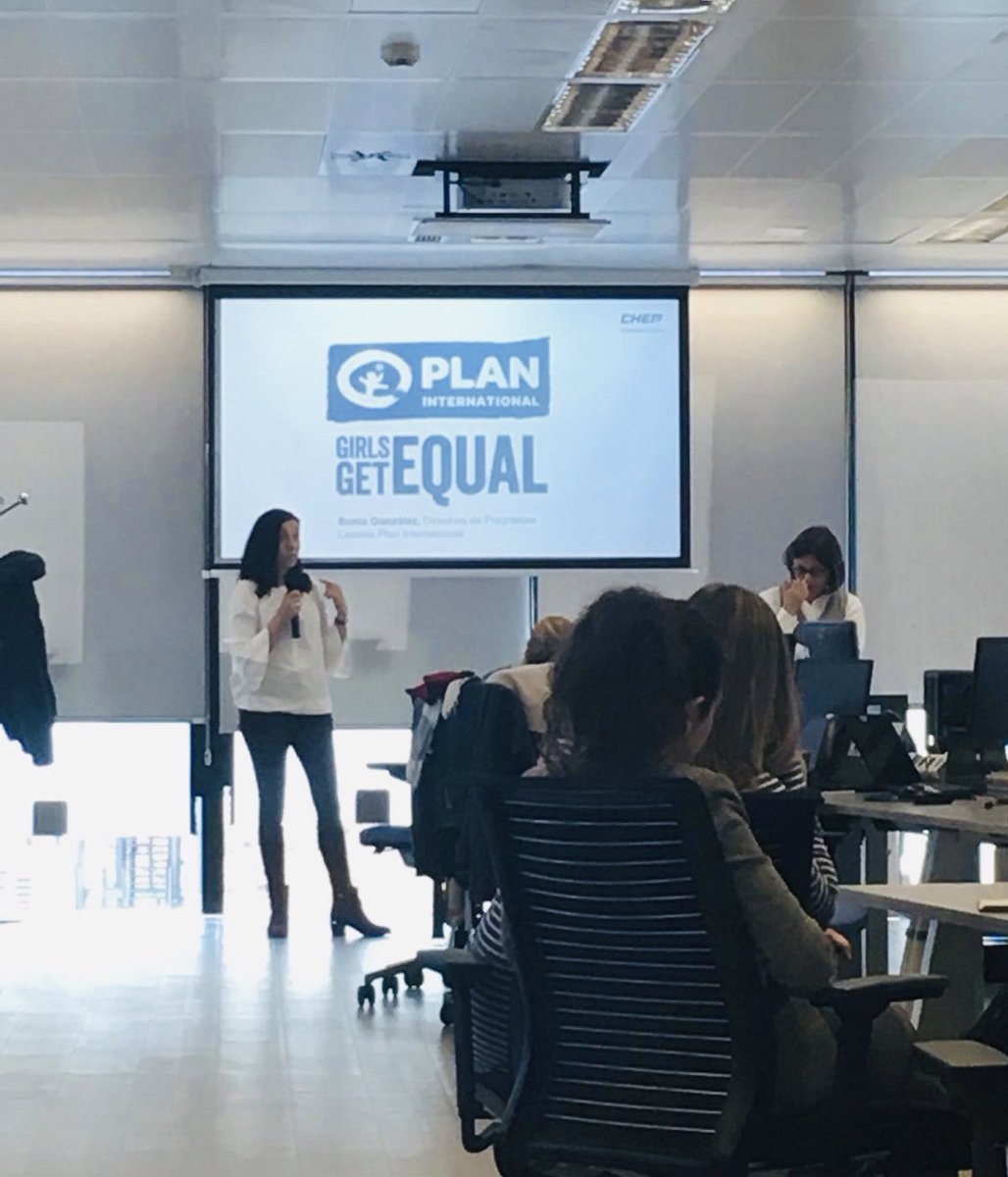 CHEPcareers's tweet photo. Our Senior Director Logistics Europe Cristina is sharing her thoughts around how we could improve diversity in our local teams in @CHEP_Spain - get involved in #internationalwomensday #balanceforbetter #diadelamujer https://t.co/4EJvf3OI4o