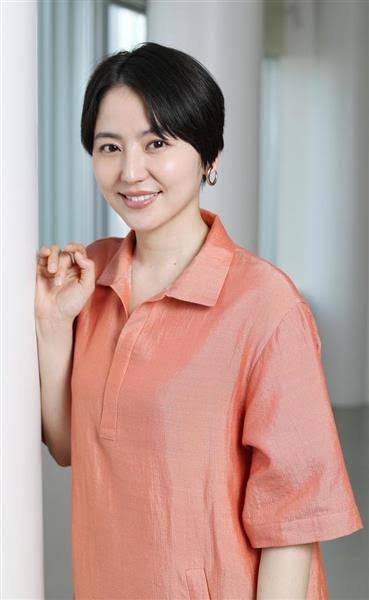 Yokoi در توییتر この人の場合pd云々よりまずこの骨格ストレート 超絶美スタイルを生かすことが優先てことだ納得した あと 重いヘアスタイルめっちゃ事故るね フェミニンぽい やつ これは顔タイプ由来と丸顔由来が強い気がする Pdもあるか コンビニコスメのcmの Yokoi در توییتر この人の場合pd云々よりまずこの骨格ストレート 超絶美スタイルを生かすことが優先てことだ納得した あと 重いヘアスタイルめっちゃ事故るね フェミニンぽい やつ これは顔タイプ由来と丸顔由来が強い気がする Pdもあるか コンビニコスメのcmの