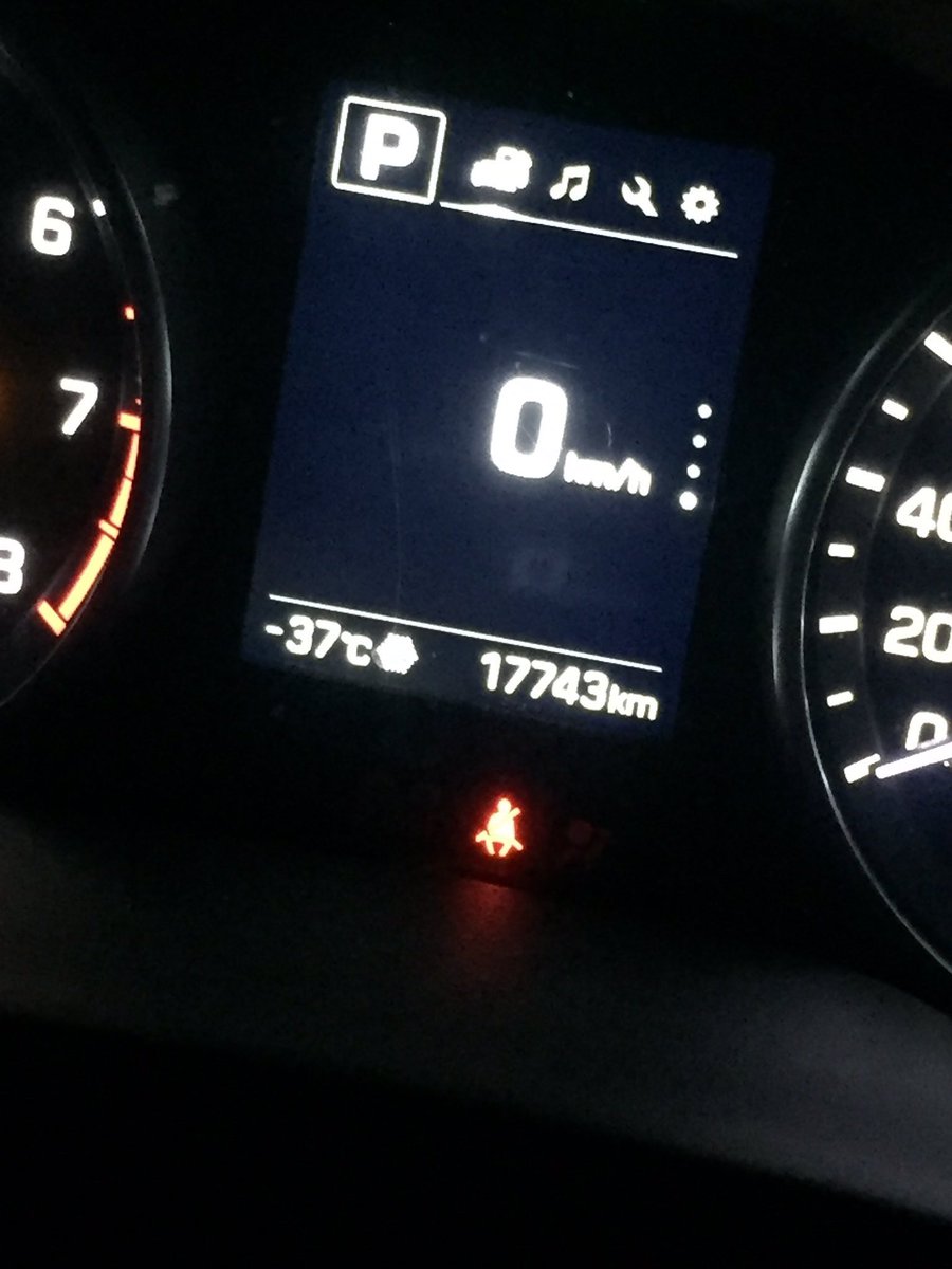 Noble67Allan's tweet photo. It seems that βa tad chillyβ for me is actually quite tropical for the good Burghers of Winnipeg,Thank you @Piluso for reminding me just how Baltic it can get here π³π±ππ #howcold Oh and make sure you put your seatbelt on,mr.Rob!!!πππ https://t.co/qeZPCwEM9r