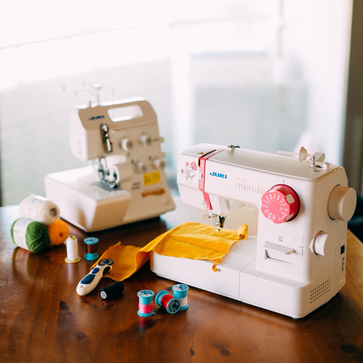 kaorihsm's tweet image. 現今許多女性朋友身兼多職，奔波於職場與家庭之間的忙碌，依然在不同的角色中散發耀眼的光彩。有妳們的努力，讓世界變得更美麗！

祝大家婦女節快樂。

#juki #kaorihsm #jukisewingmachine #sew #sewing #womensday #internationalwomensday #佳織縫紉 #縫紉機 #縫紉 #縫紉手作 #婦女節 #國際婦女節