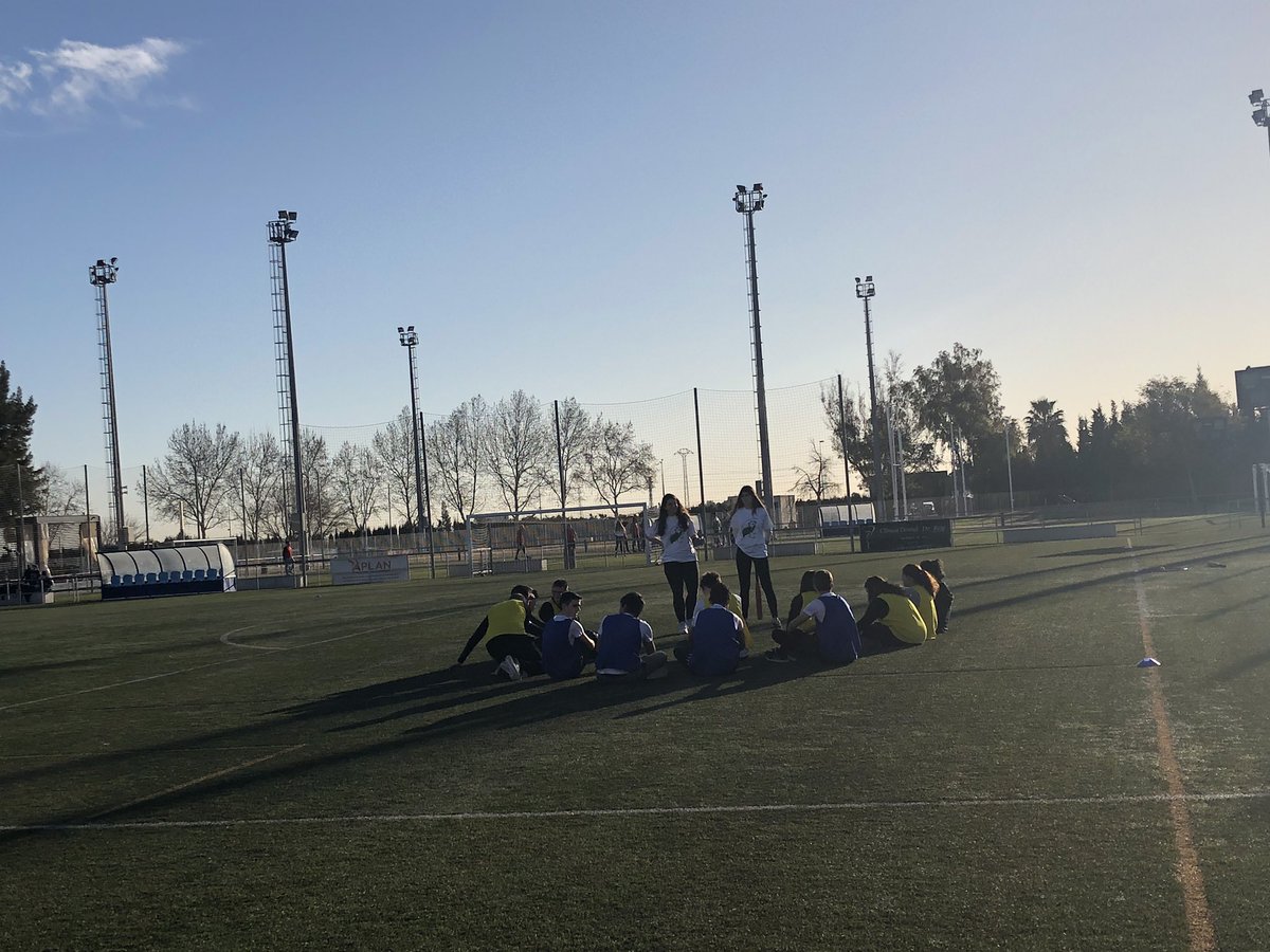 gymzosimA's tweet photo. 5nd Day 4th Mobility - Alaquas-Spain- #Agenda2030: That’s our challenge!  #ERASMUSPlus students - sports activities https://t.co/IvQMmhlxBA