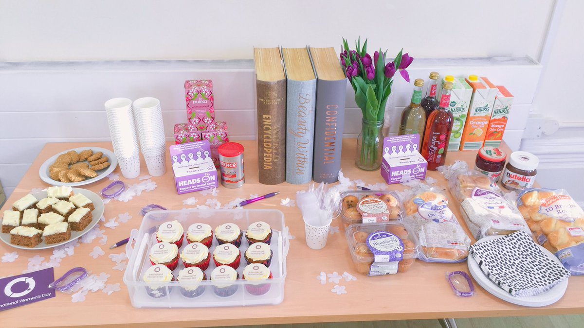 integrativpsych's tweet photo. Did you know @SPFTwomen hosted #IWD2019⁠ ⁠events today across @withoutstigma?! Brighton event had a great turnout, lots of discussion/ideas &amp; congrats to raffle winners! Money for @spftwomen @HeadsOnCharity; stuff for @RedBoxProject! TY @simbutton #BalanceforBetter #MenAsAllies https://t.co/44yWmaixCg