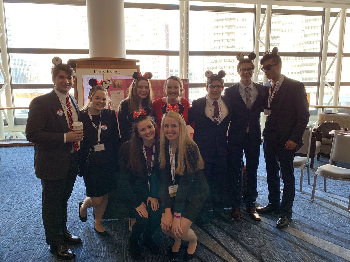 WilmingtonDECA's tweet image. Thank you to all the Wilmington DECA members showing support for @SelectSullivan and wearing their #Mickey4Maura ears! #SelectSullivan #MASSDECA