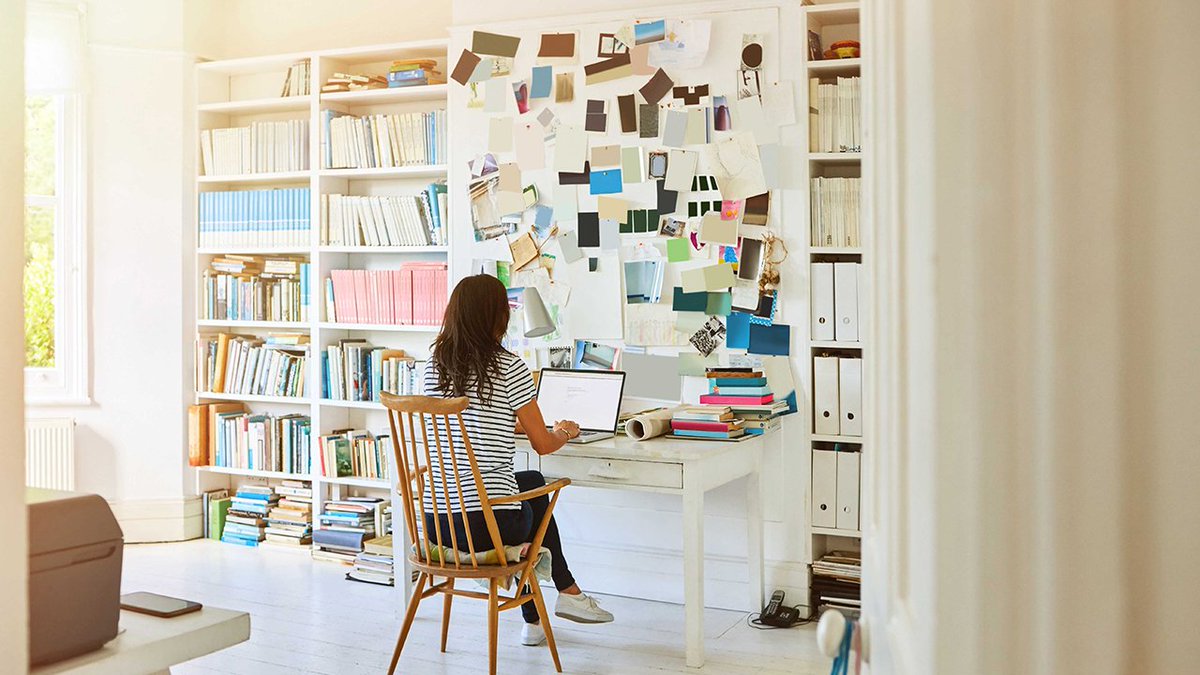 Attraqt's tweet photo. 40% of @etail's Top 500 retailers believe that AI-driven merchandising is useful, but only if teams are given full creative control over the process. Discover more in @Attraqt's latest whitepaper. https://t.co/3bXGVD3UfB https://t.co/xfdpTl46dI