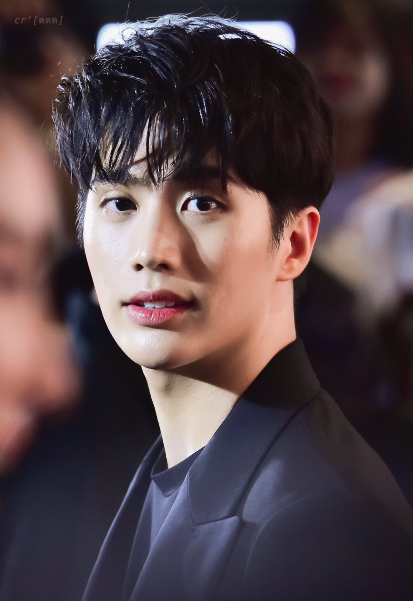 ผลà¸à¸²à¸£à¸„้นหารูปภาพสำหรับ à¸à¸´à¸™ สาริน nars