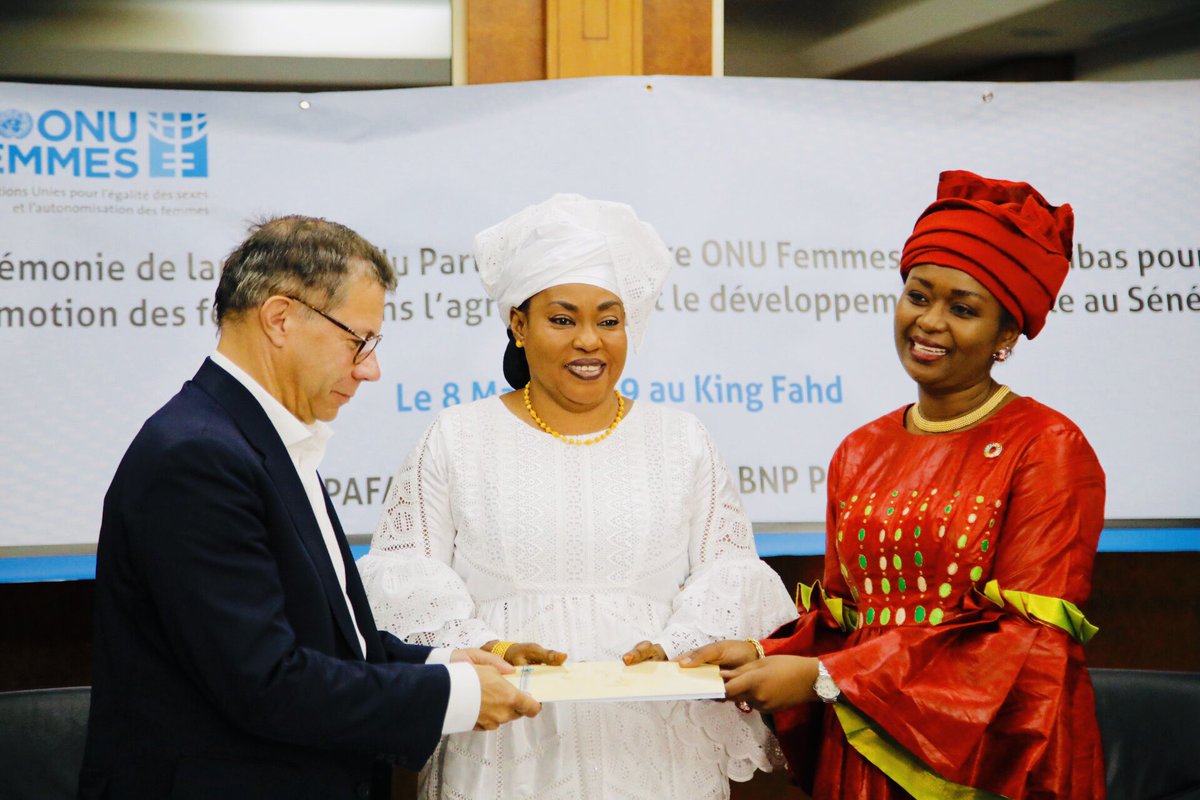 antoinesire tweet media