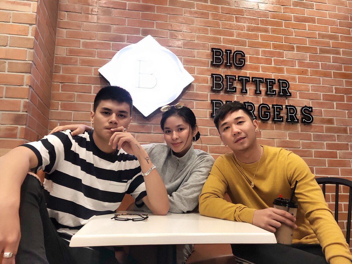 Mae17Hannah's tweet photo. MOVIE DATE 😍😉😀 @rommel_alonte @iamAndalioLoisa @iamr2alonte https://t.co/IVHCcCjqVt https://t.co/h5cruNIA4y