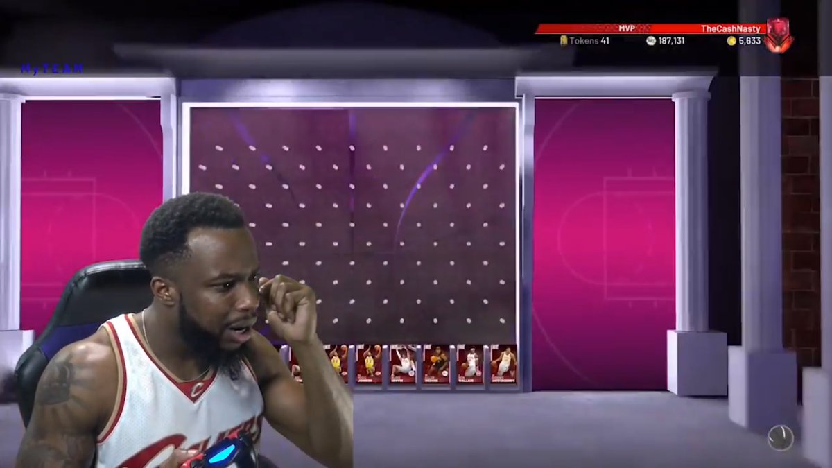 Default97245398's tweet photo. @Ronnie2K  yo we need one of these again for my birthday Lul 😂 https://t.co/kca8r7B9zP