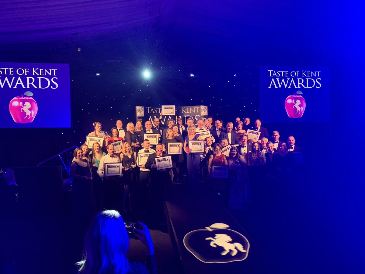 vikki_eames's tweet photo. A brilliant evening celebrating the very best of Kent’s food &amp; drink @TasteKentAwards. Thank you to @SweeneyAlisa &amp; @pragmaticlawyer for inviting me to be a part of a great table.

#TOKA19 #bestinkent #kentfood #kentdrink #producedinkent https://t.co/kIgQCj5RTj