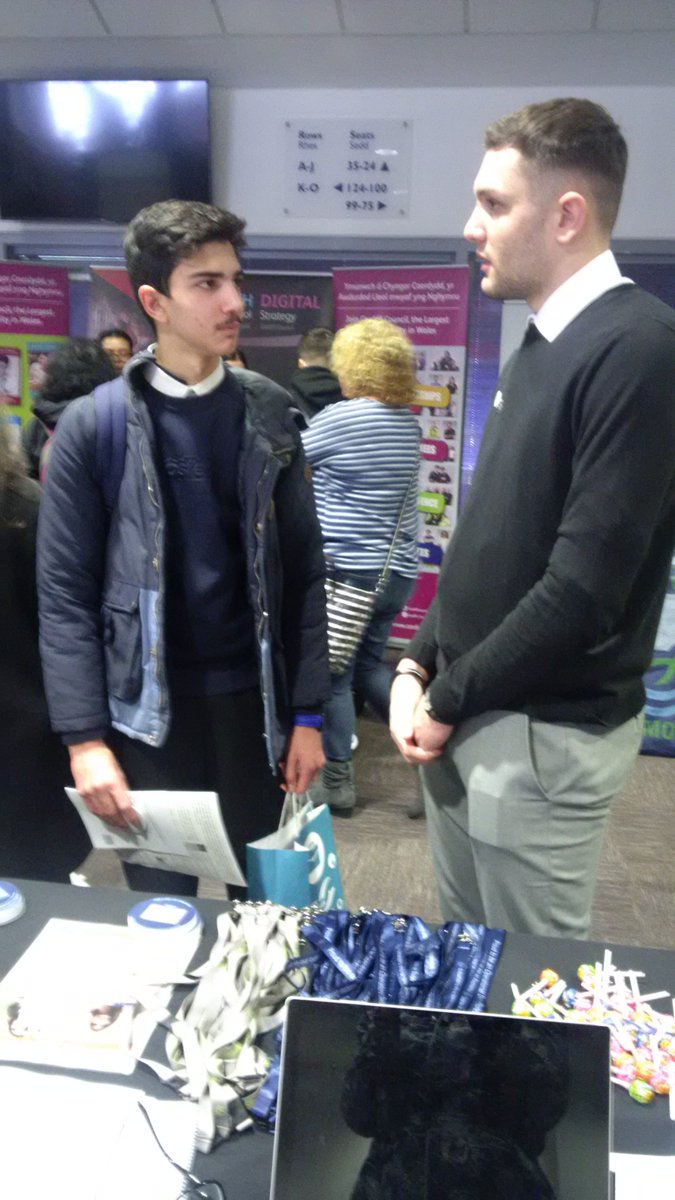 deb evans tweet media