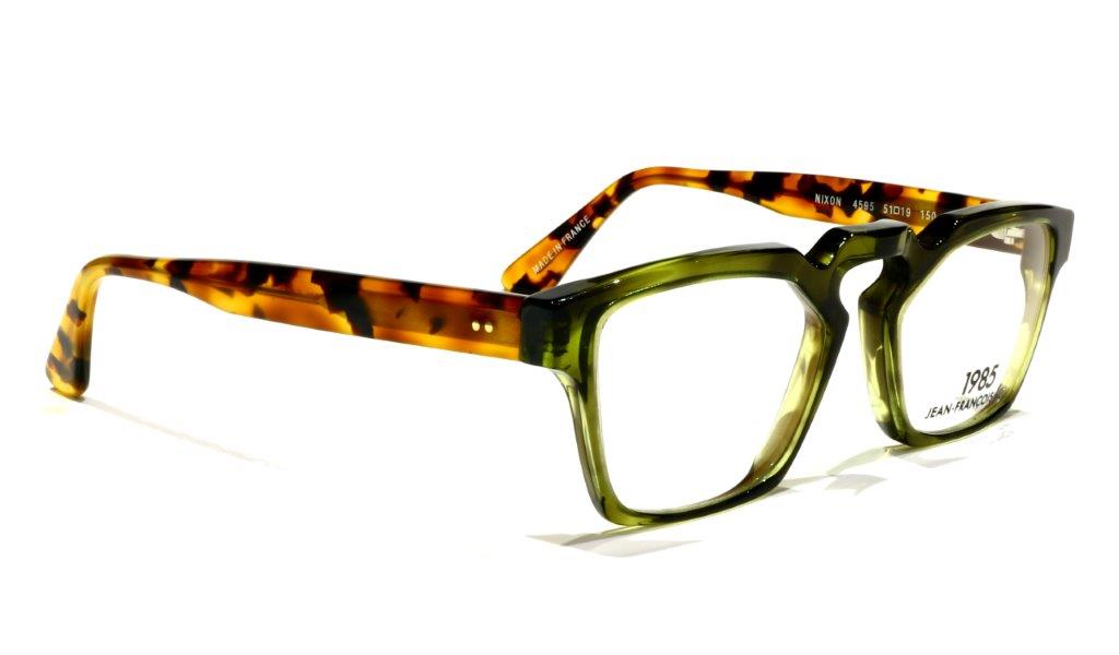 JFREYBOZ's tweet photo. JEAN-FRANÇOIS REY 1985 COLLECTION「NIXON」（ニクソン）
独特なレンズシェイプとブリッジが特徴の個性派モデルNIXON。久しぶりに入荷し今なら3色ご覧いただけます。
https://t.co/lzfzT9N6Zr
#jfrey　#eyewear　#1985collection　#nixon https://t.co/AsDM5DbhpC