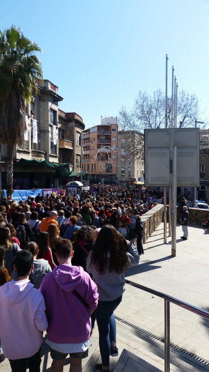 #VagaFeminista8M #SantaColoma #gramenet #SantakoFeminista