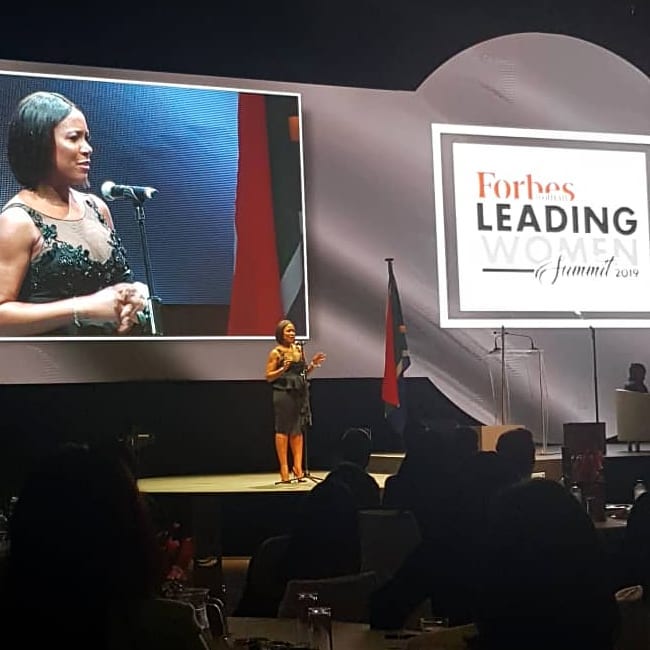 Linda Ikeji shares her story at the #forbesleadingwomensummit in South Africa.
#lindaikeji #SouthAfrica