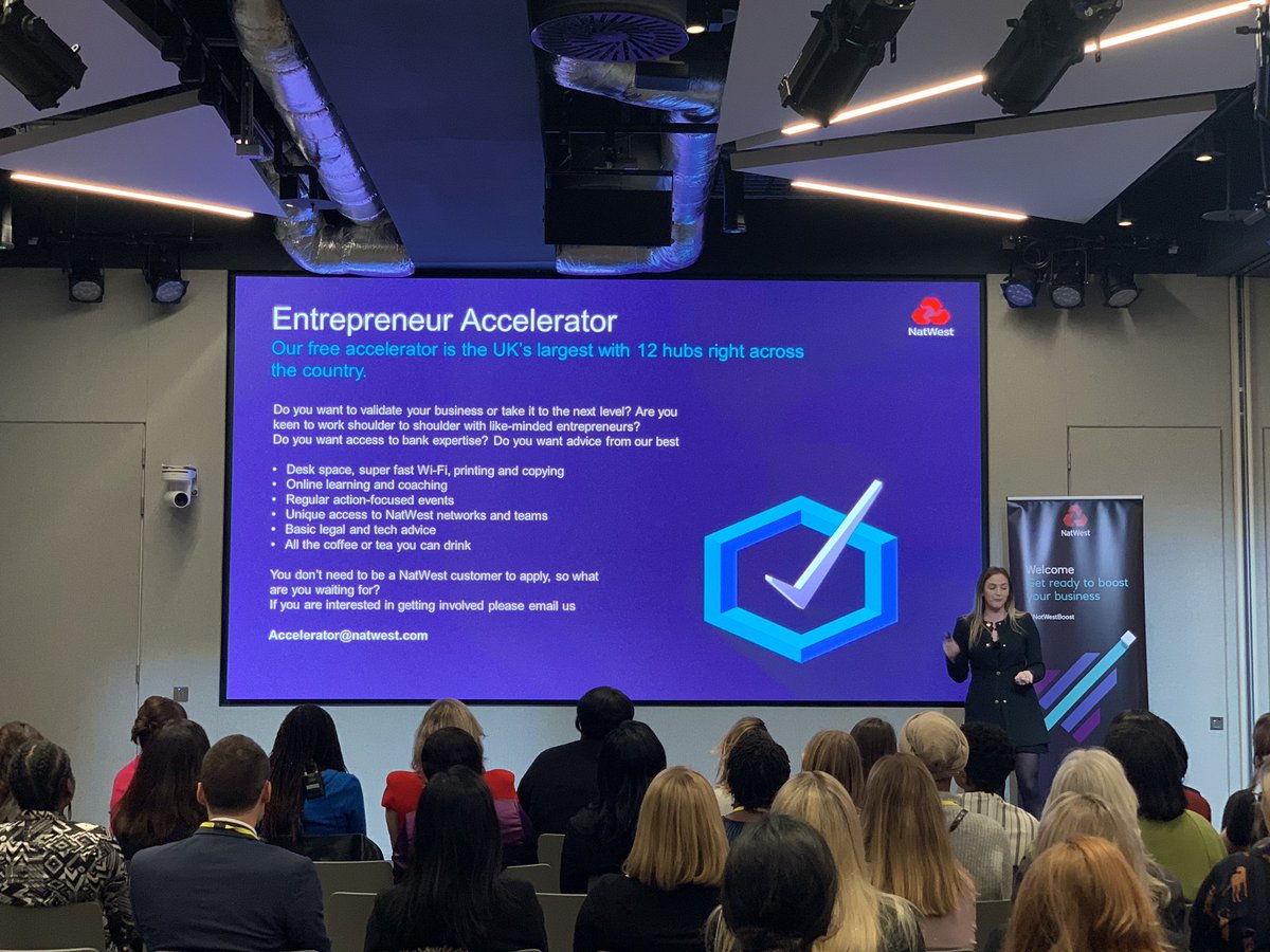 #InternationalWomensDay2019 Fantastic event run by <a href="/Vicky_stevens1/">Victoria Legg</a> today #NatWestBoost #PowerUp