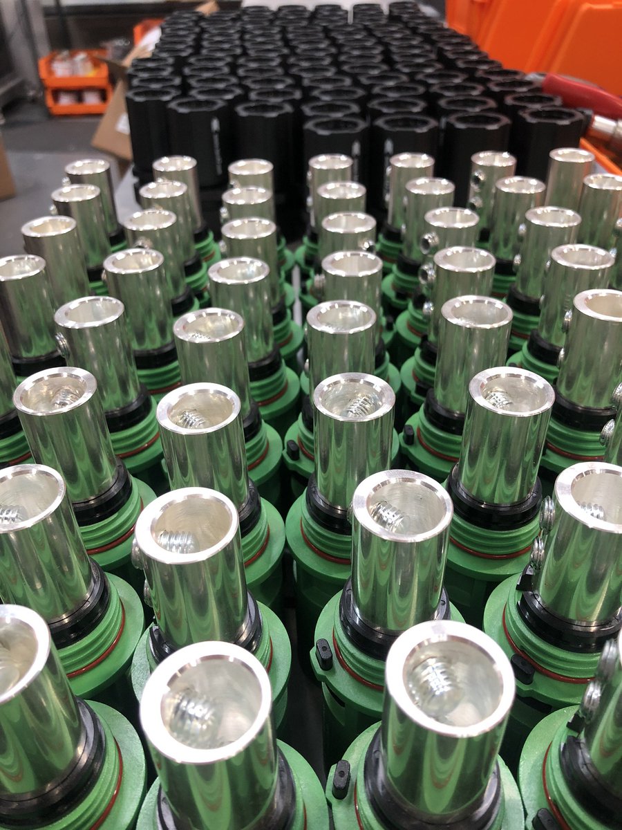 ten_47's tweet image. Phew! 1100 of our Powerline QC connectors assembled, packed and shipped out to another satisfied customer this week! #powerlineqc #singlepole #temporarypowersolutions #Manufacturing #assemblyline