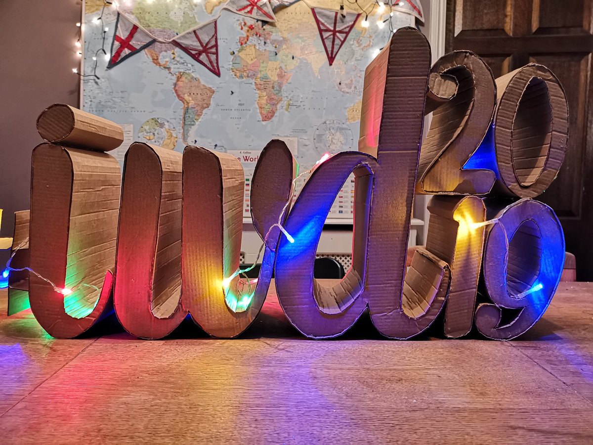 CreationsMake's tweet photo. Happy International Women's Day! Celebrate this afternoon 3-5pm @TheCurveSlough with @creativejunc and me for awesome craft activities :-) #makeitsocreations #vote100 #womenleadingwomen #IWD2019 @Sloughforyouth @ Slough https://t.co/FvIBlx8EcV