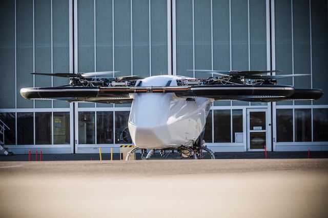 Weltpremiere! Nächste Woche enthüllen @AndiScheuer und <a href="/DoroBaer/">Dorothee Bär</a> den #CityAirbus. #Flugtaxis werden die Mobilität in Städten revolutionieren. Wir freuen uns schon heute gemeinsam mit <a href="/airbusheli/">Airbus Helicopters</a>!