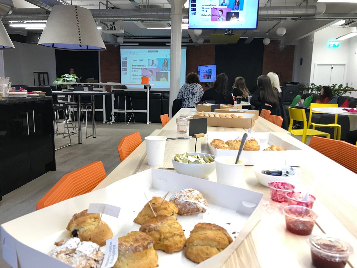 Puppet Belfast tweet media