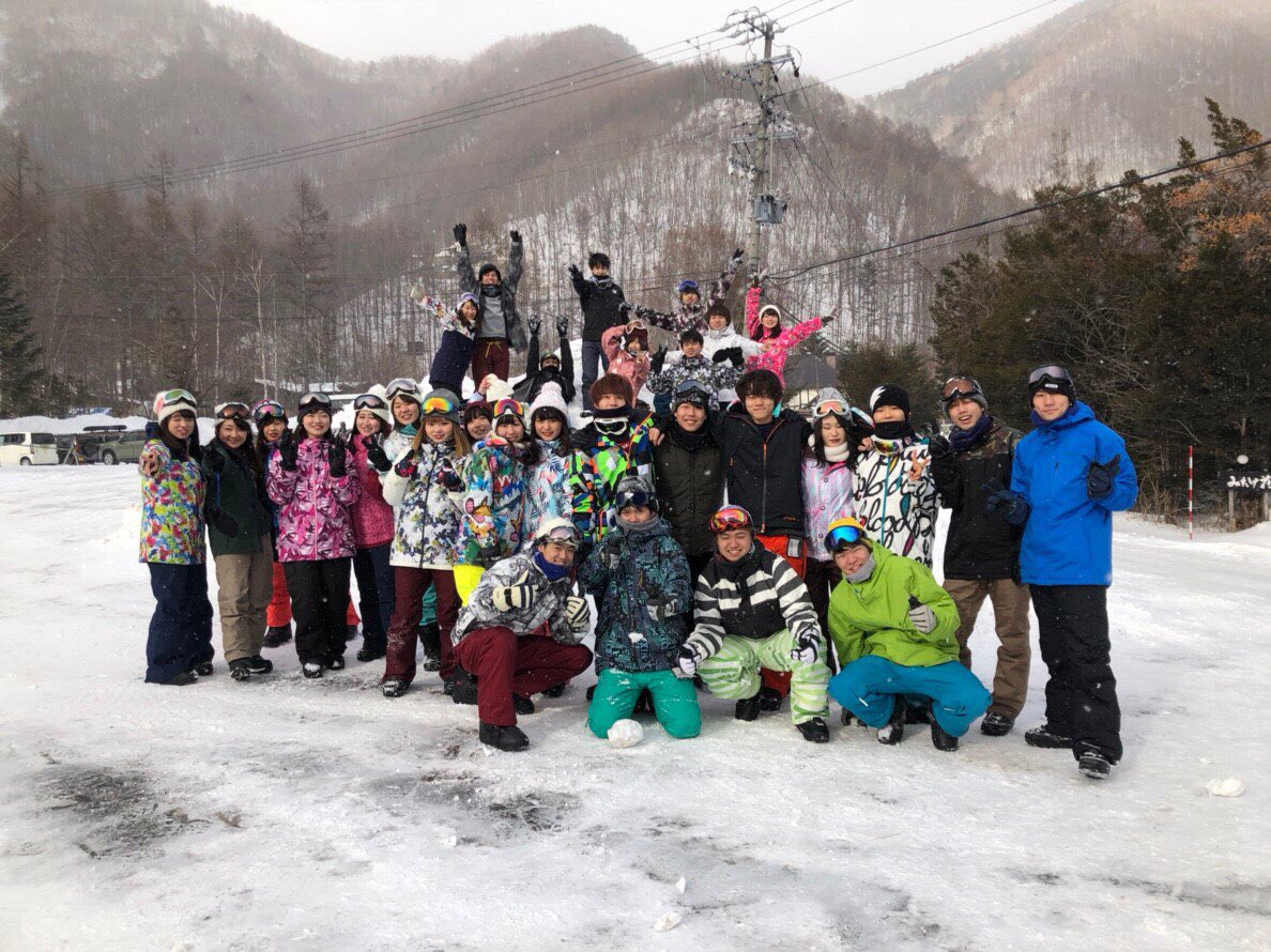 aisyu2014's tweet photo. 愛知教育大学に合格のみなさん、おめでとうございます！🥰
愛教唯一の男女混合フットサルサークル愛蹴です☺️⚽️
経験者はもちろん、初心者大歓迎！！大学生活を誰よりも楽しみたいと思っている人💕
ぜひ1度愛蹴の活動を見に来てね😊❣️
毎週木曜ハンドボールコートでお待ちしております😆
#春から愛教 https://t.co/YEgXzPIxR9