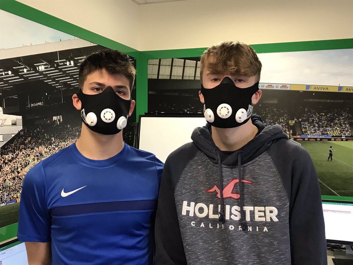 enorfolksport's tweet photo. Lower elite students trying on the new altitude masks! #altitudesimulation https://t.co/kPMNGhi6Ea
