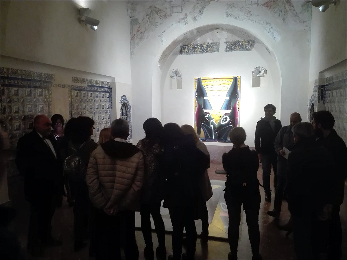 caac_sevilla's tweet photo. Dos generaciones, dos miradas, dos #mujeresartistas que representan el presente y el futuro del #arte de nuestro país. Algunas imágenes de la inauguración anoche de las #exposiciones de #SoledadSevilla y @abarrigaoliva: https://t.co/iZ6v3KZ9X3. 

¡#FelizDíaDeLaMujer! #8M2019 https://t.co/Gj13pQSiaI