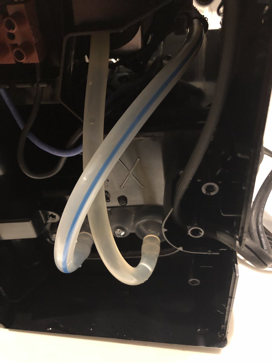 BenWoj's tweet photo. @knowhowstudios There is espresso this morning! $16 dollar part via @amazon and about 30 minutes to install vs. a new $100+ dollar machine and more #ewaste https://t.co/7f1VQCblBt