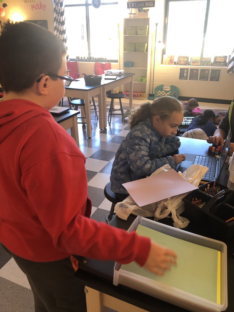 dcesstem's tweet photo. #FourthGrade and #FifthGrade @DcesDragons Plastic Prototype Projects. Groups developed a product made out of recycled plastic or designed an invention that would remove plastic from the ocean. Then they had to make a prototype and market it. #Launch #Unit11 https://t.co/8xosJX3Hut