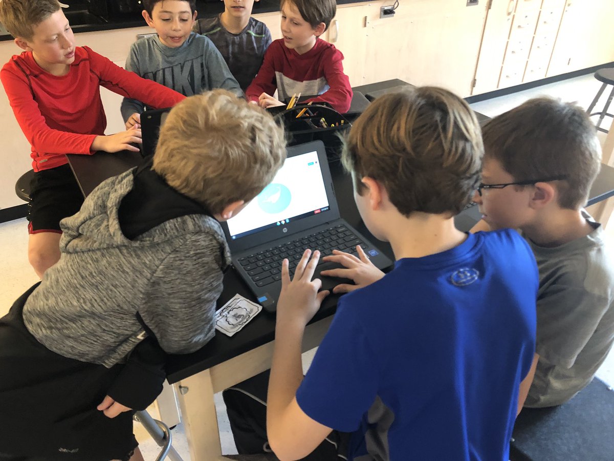 dcesstem's tweet photo. #FourthGrade and #FifthGrade @DcesDragons Plastic Prototype Projects. Groups developed a product made out of recycled plastic or designed an invention that would remove plastic from the ocean. Then they had to make a prototype and market it. #Launch #Unit11 https://t.co/8xosJX3Hut