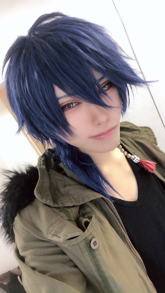 spiral_col's tweet photo. だいすくんの眉毛かくのにエアリーさんのマスカレイドカラフルアイブロウ、ディープブルー使わせていただきました😸🎲✨色浮きせずめっちゃ馴染みよくてとても好き！！！！
ナイスネイビー！！！✊✊✊
#airily_PR https://t.co/HRse0mrNiM