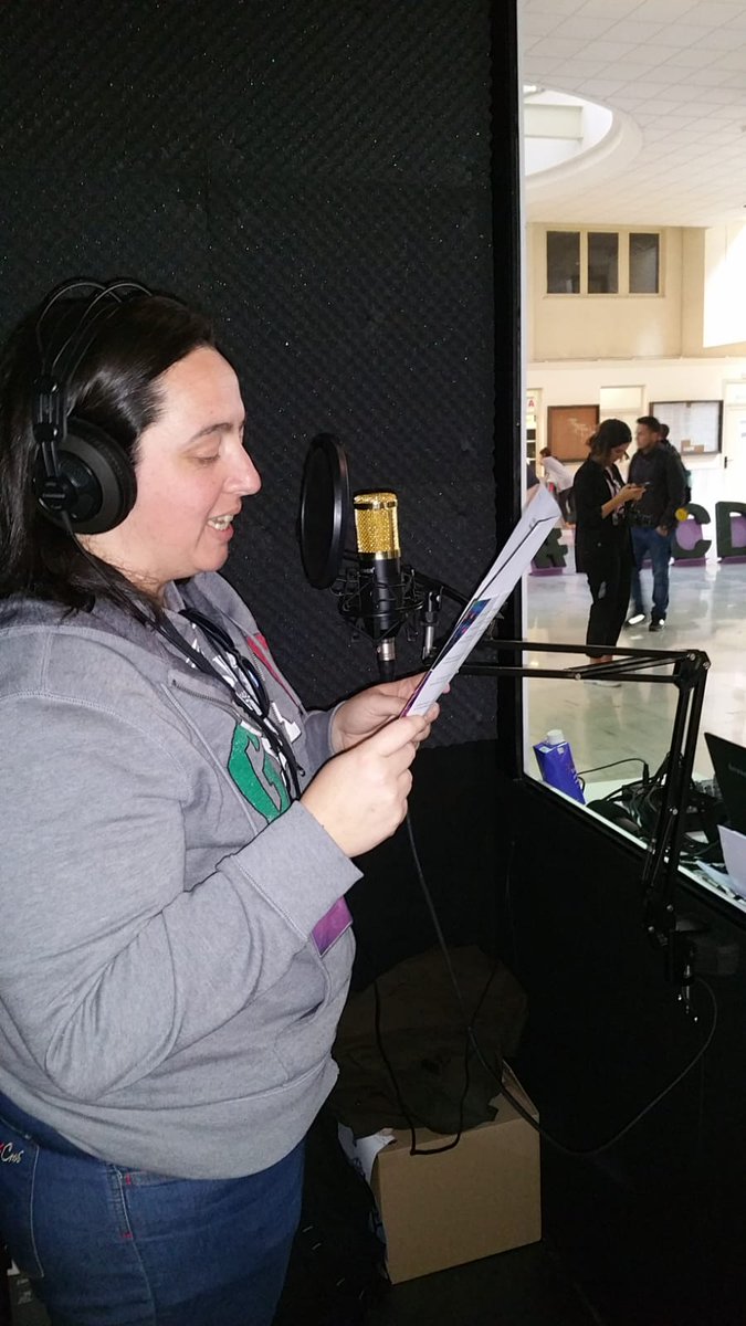 cogitise's tweet image. Estos cuatro estudiantes han sido los primeros en prestarle su voz a los grandes ingenieros de la historia 🎙🎚🎧
#VoiceLab #7SCD @AEDISevilla #SomosIngenieros